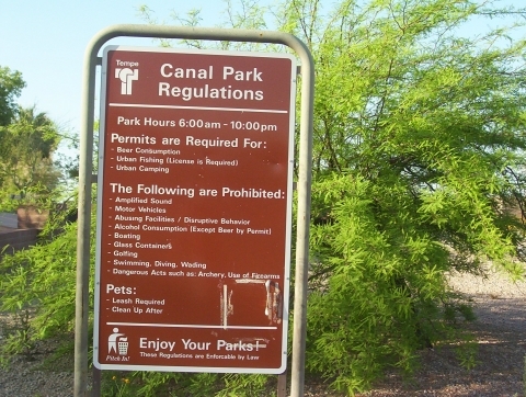 Canal Park Entrance 100_0577.jpg 